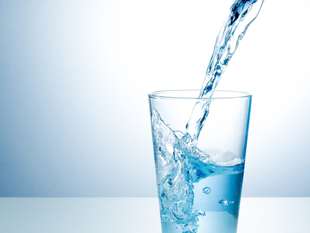 El agua es buena para la salud | Salomon Issa Tafich
