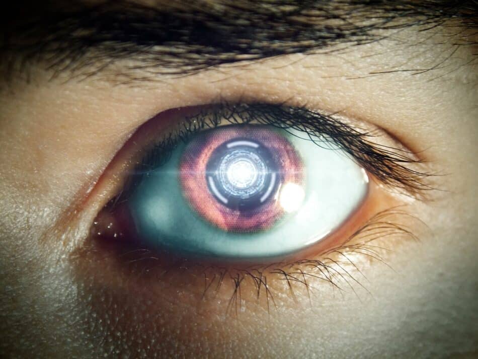 Este ojo biónico te permitirá ver de noche