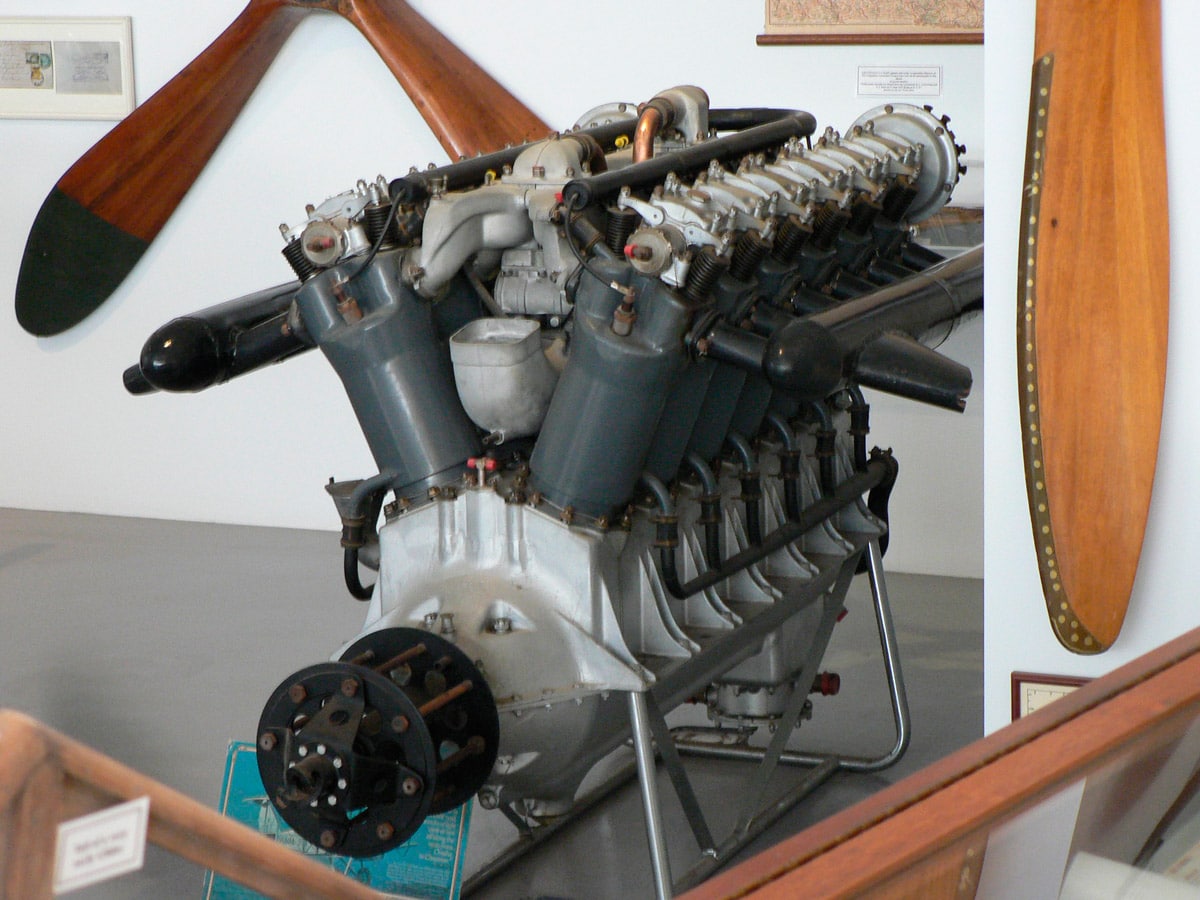 Motor Eagle V12 par aviación de Rolls Royce